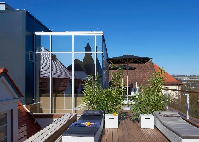 罗施之友酒店 酒店